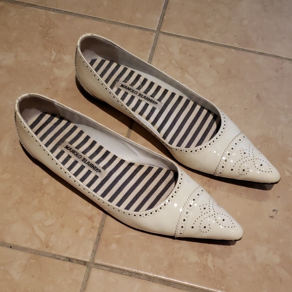 Manolo Blahnik Petunia Patent White Flats